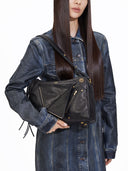 Color_Black M - Gold